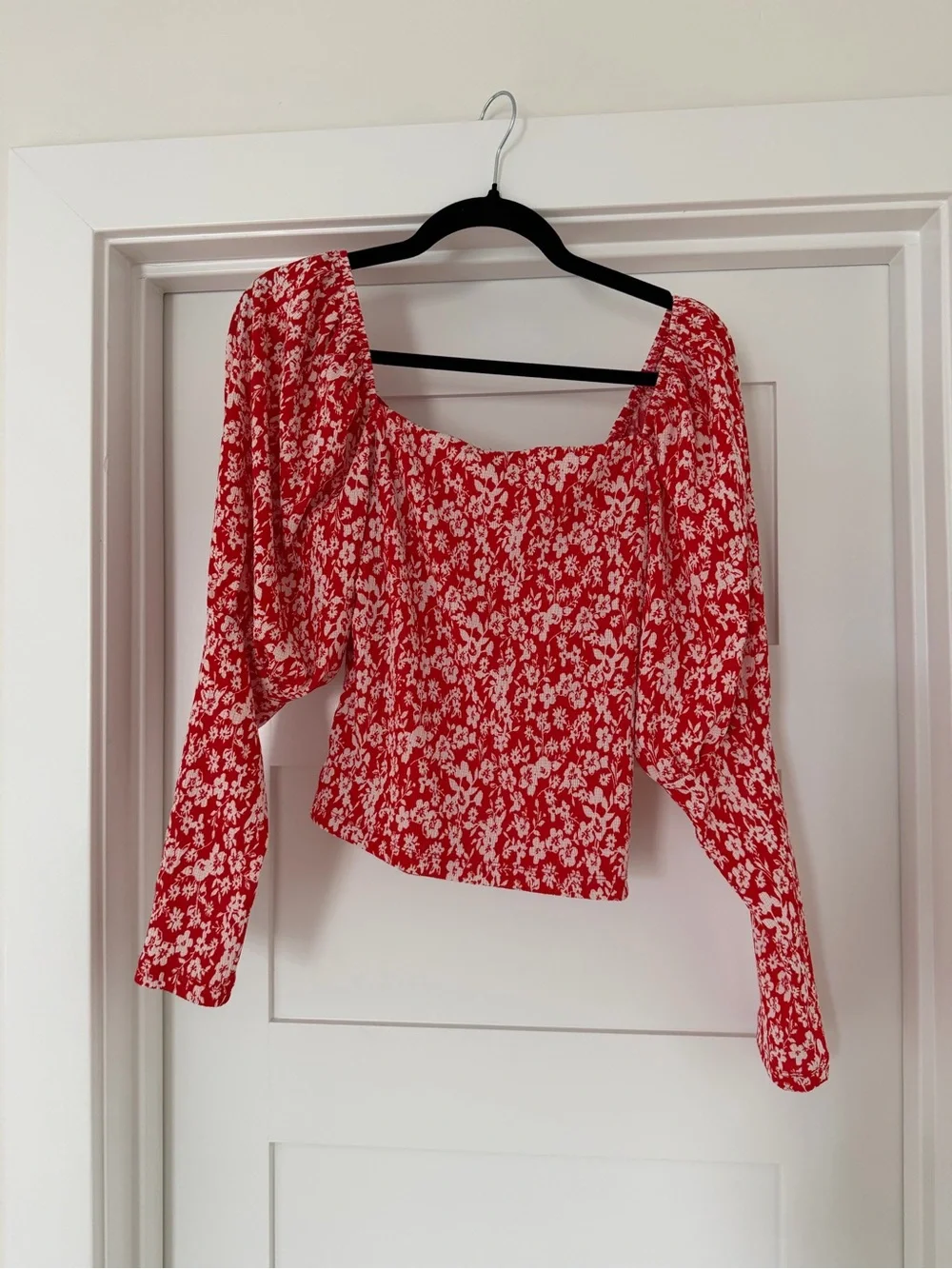 Anthropologie Red and White Floral Square-Neck Sweatheart Blouse